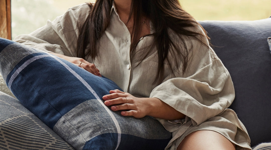 How To Insert A Cushion Inner – Weave Home