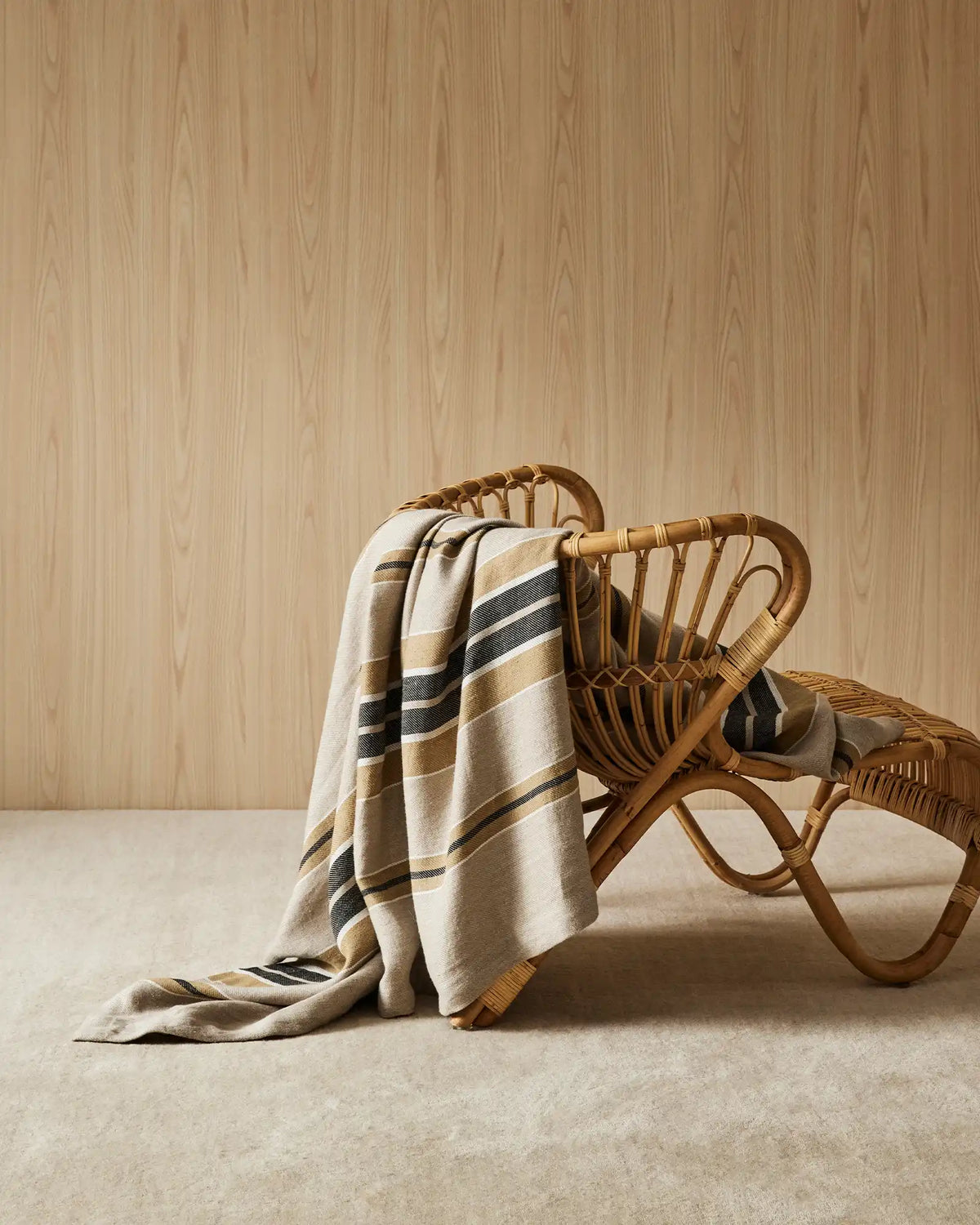 franco stripe throw