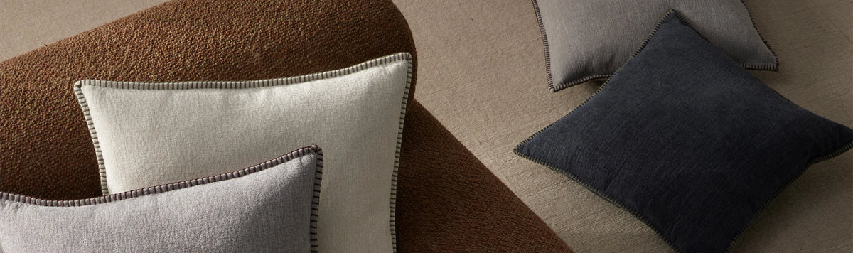 plain & styling cushions