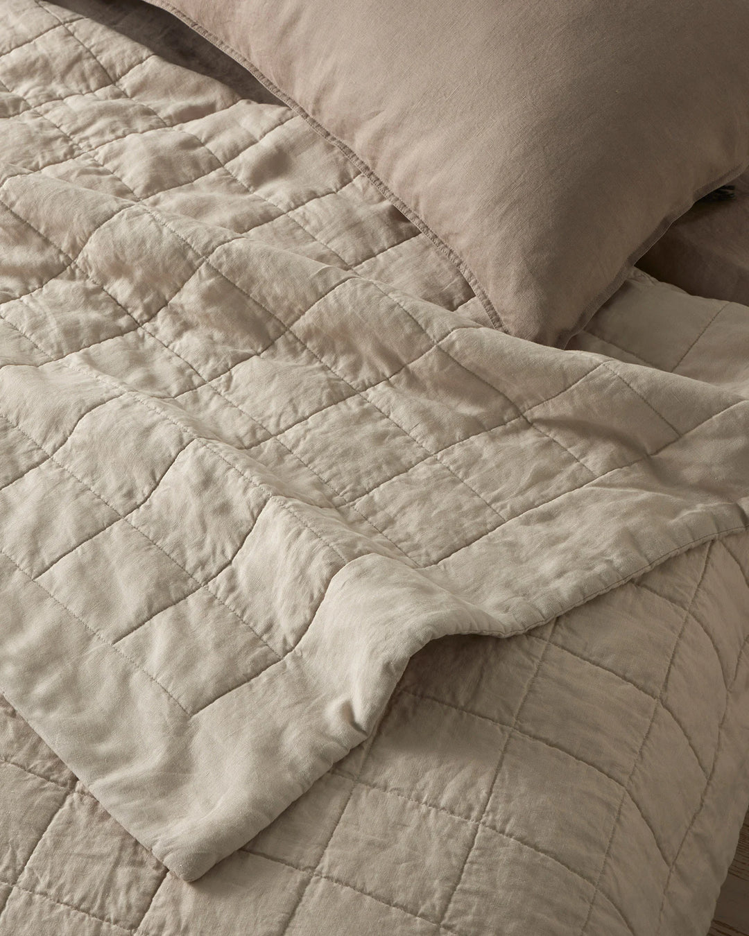 Ravello Coverlet Bone